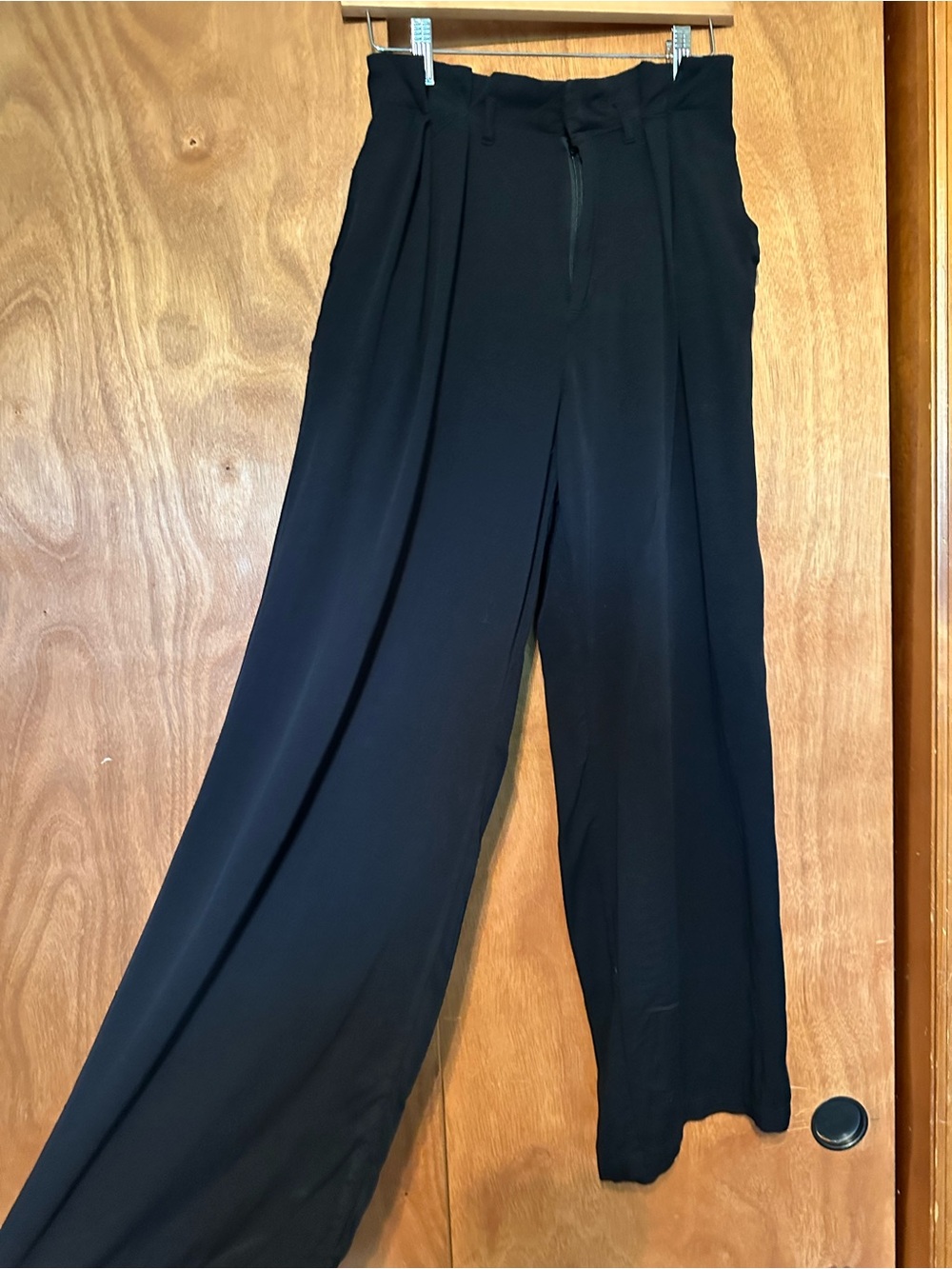 Who What Wear Black High Rise Wide Leg Pleated Pants Size 4